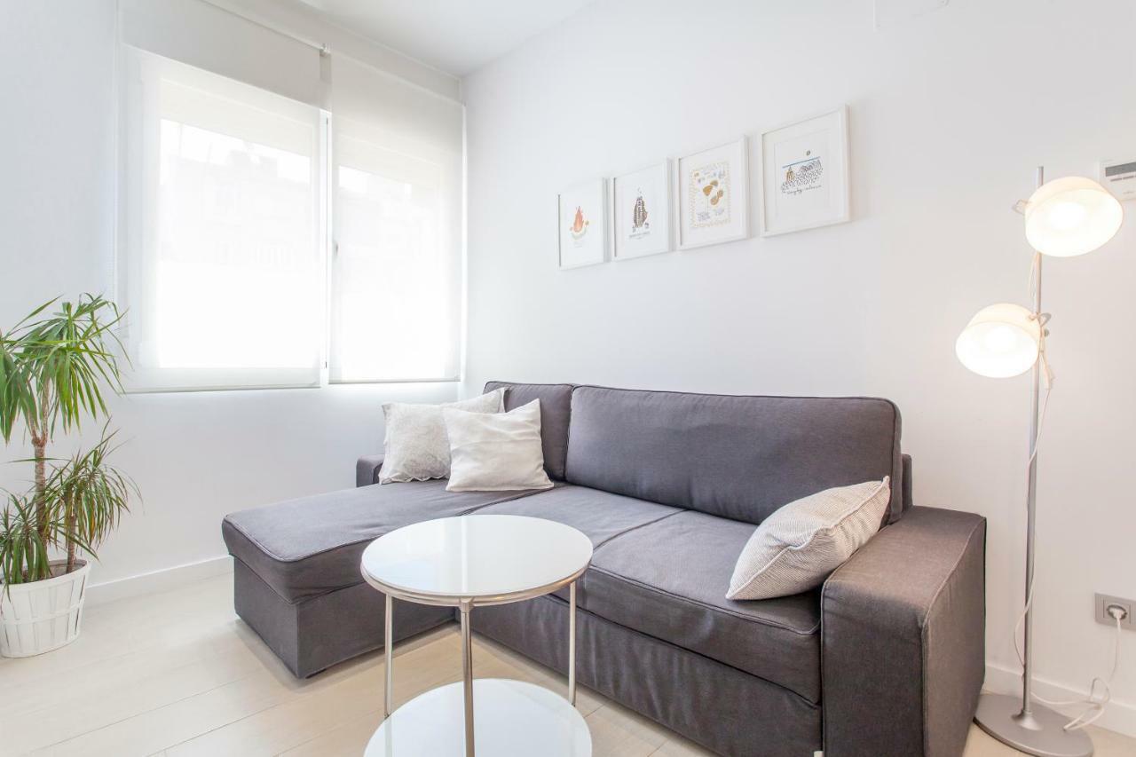 R&C Apartments Close To Center Valencia Bagian luar foto