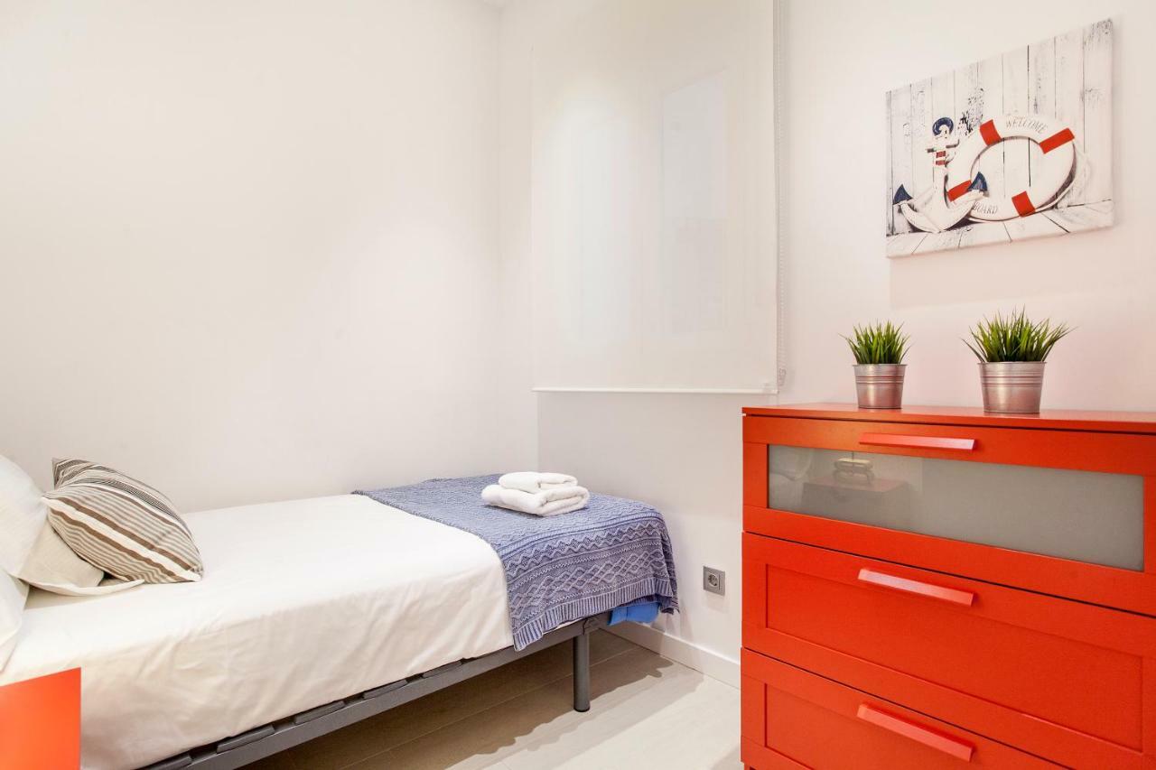R&C Apartments Close To Center Valencia Bagian luar foto