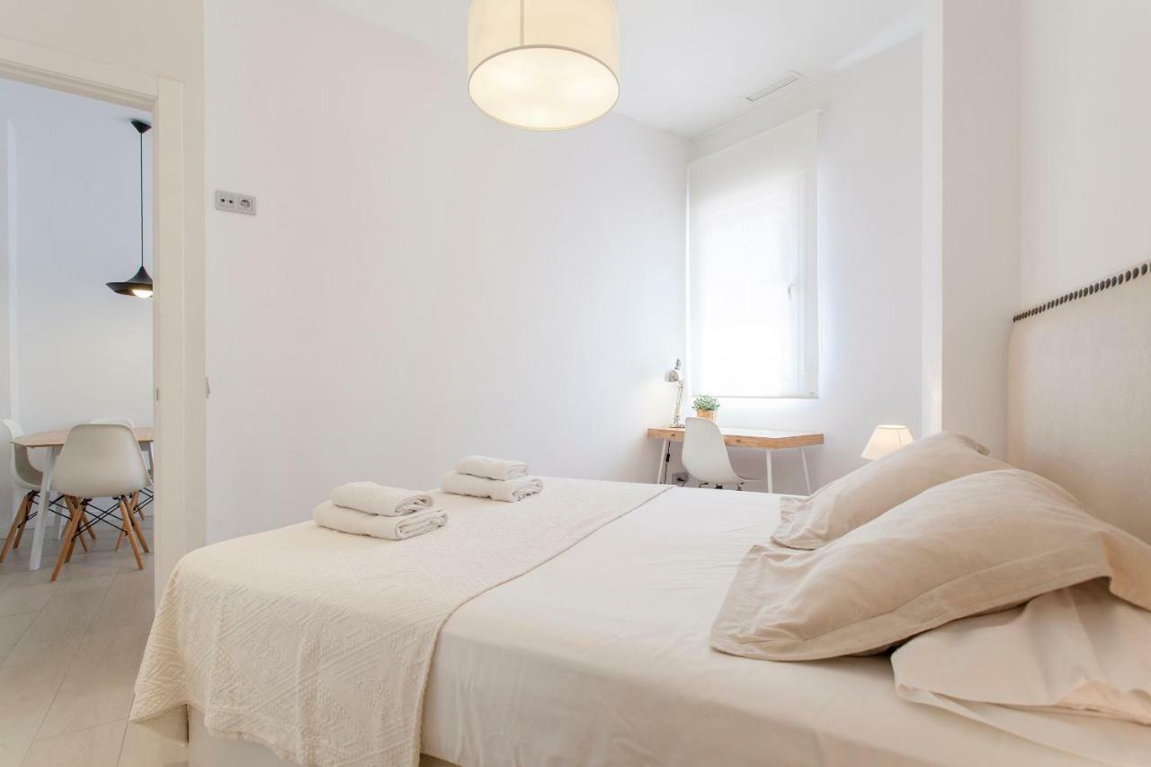 R&C Apartments Close To Center Valencia Bagian luar foto